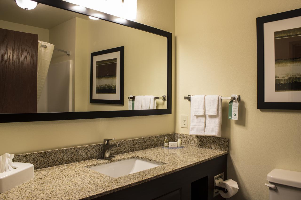 Cobblestone Hotel & Suites - Chippewa Falls Luaran gambar
