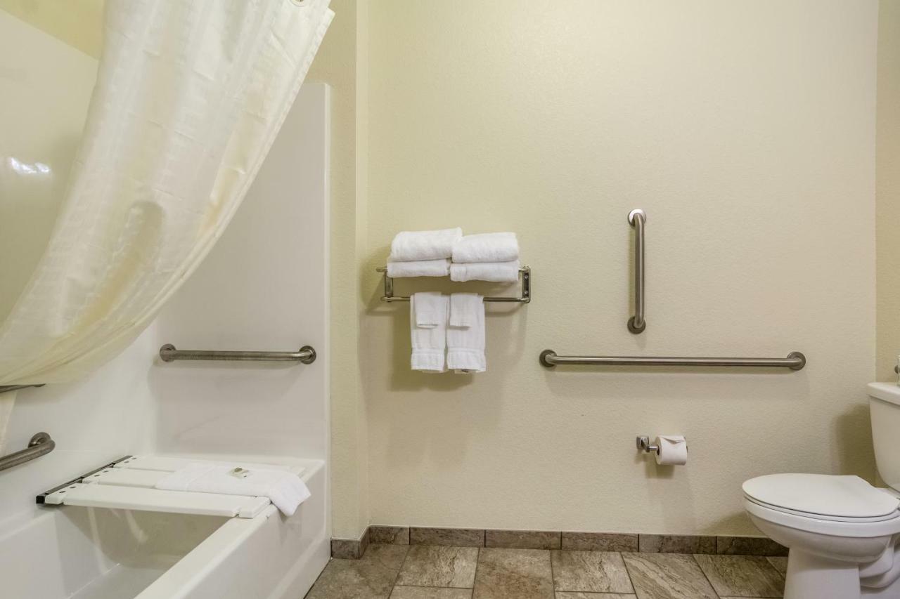 Cobblestone Hotel & Suites - Chippewa Falls Luaran gambar